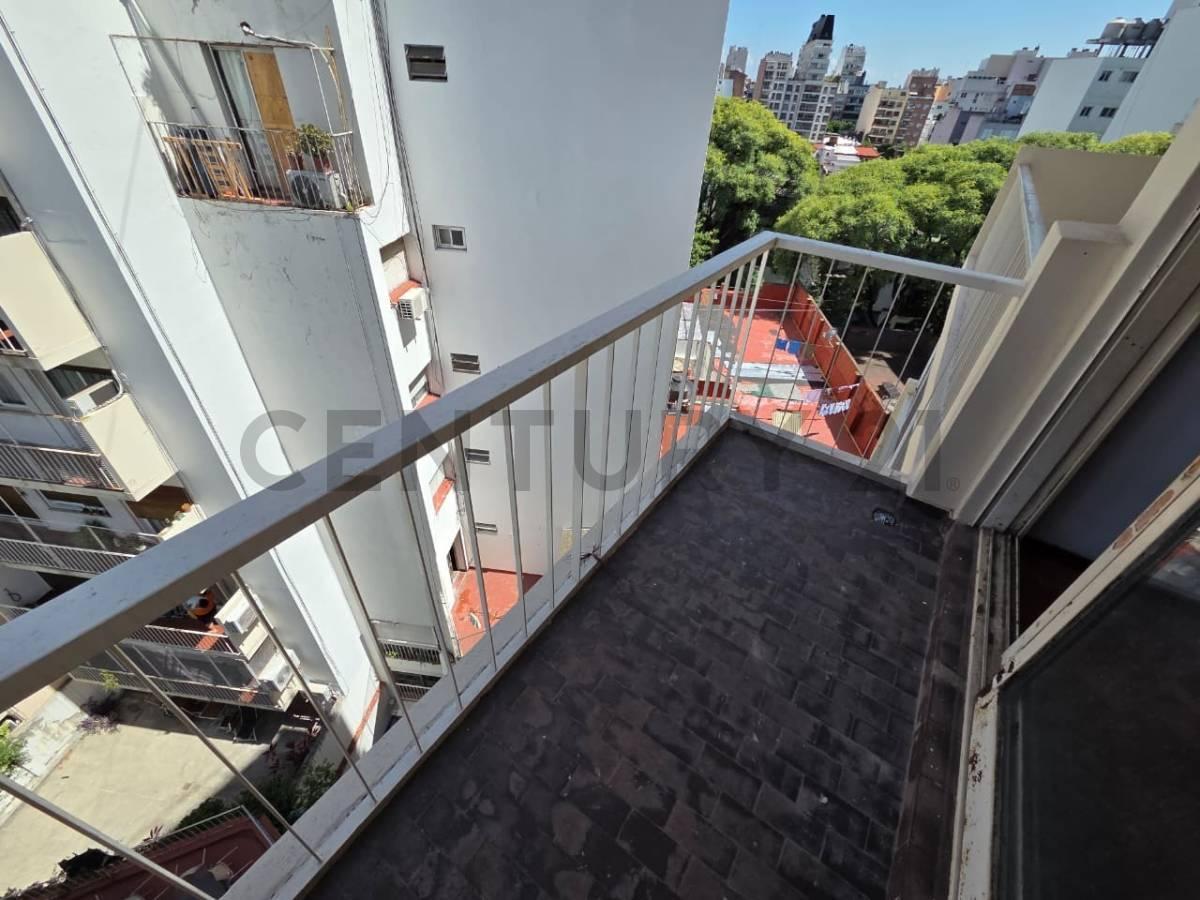 Foto de VENTA DEPARTAMENTO 3 AMBIENTES - DEPENDENCIA - BALCON EN CABALLITO, imagen 3