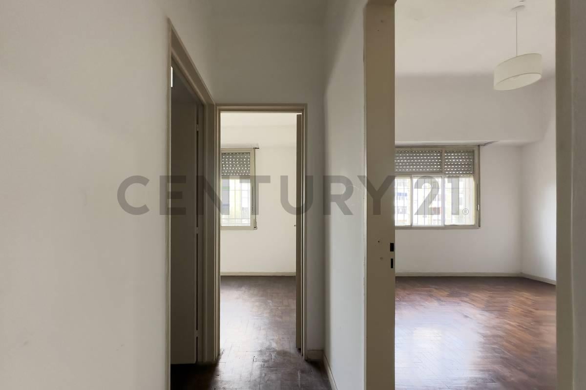 Foto de VENTA DEPARTAMENTO 4 AMBIENTES EN AVELLANEDA, imagen 4