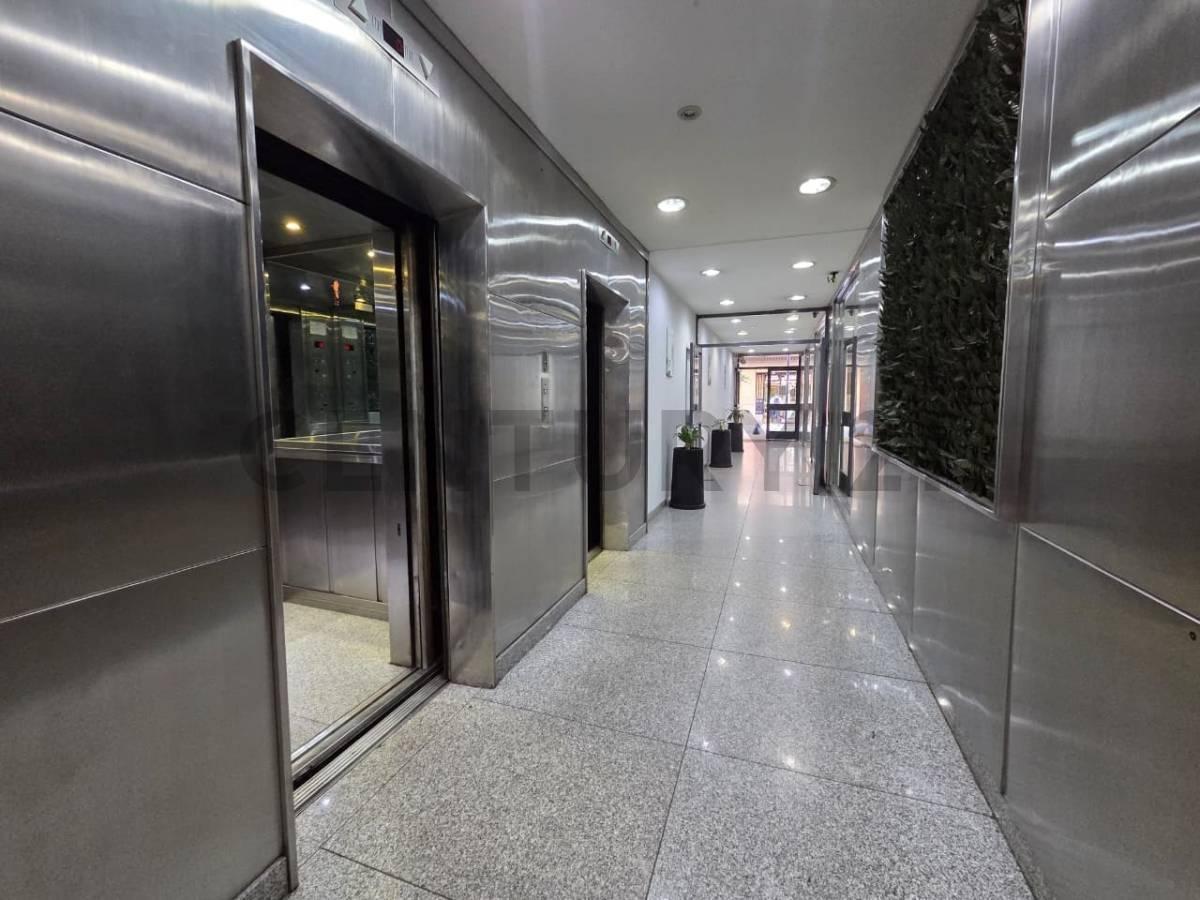 Foto de Venta de Oficina 110 m2 en San Nicolás - MicroCentro, imagen 2