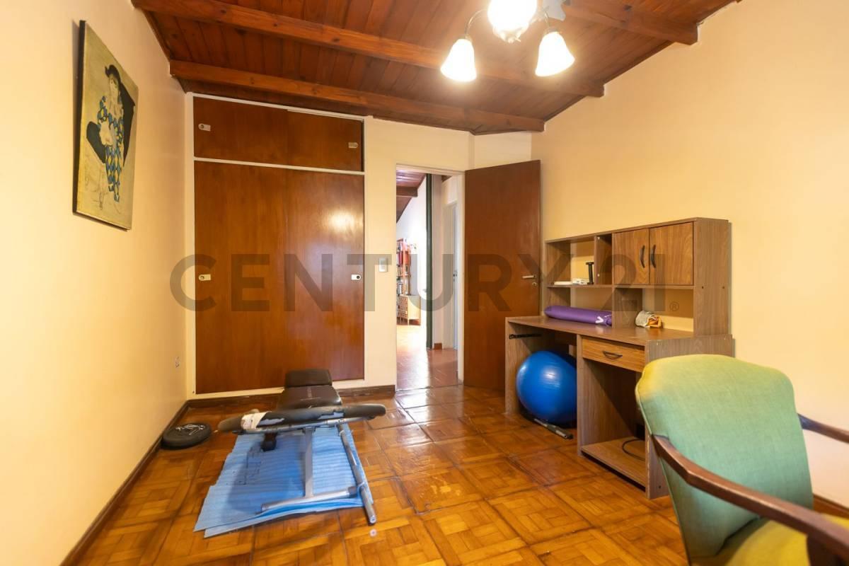 Venta PH 6 Ambientes en Coghlan 2
