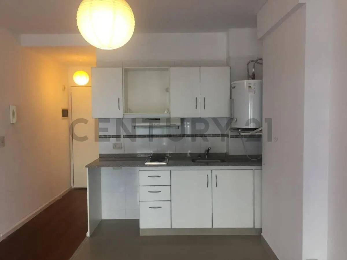 VENTA DEPARTAMENTO MONOAMBIENTE CABALLITO 4