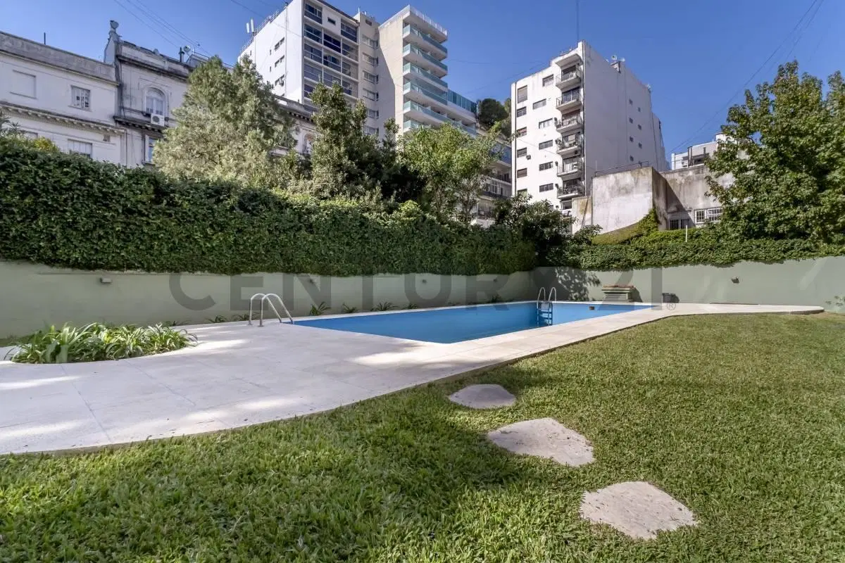 Alquiler 2 Ambientes 70m² cochera Amoblado Piso Alto Vista Amenities Seguridad 2