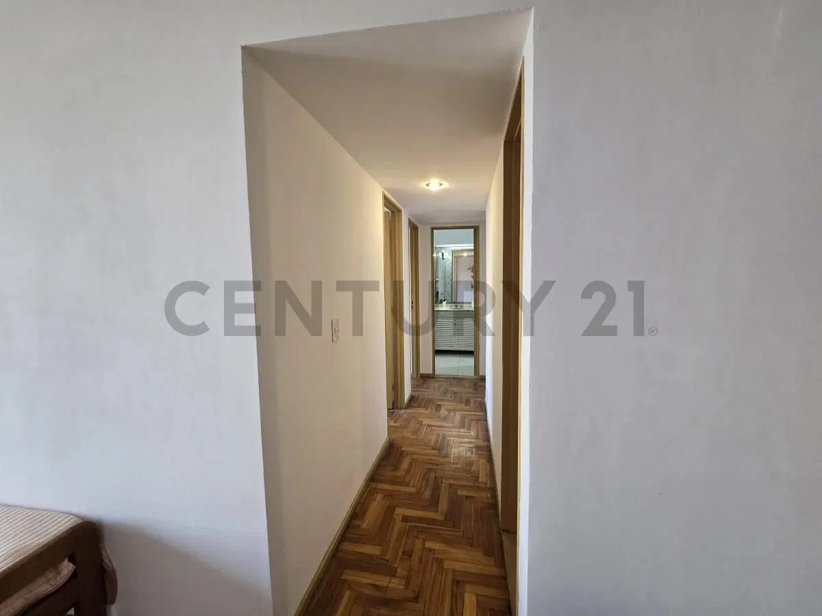 VENTA DEPARTAMENTO 4 AMBIENTES EN FLORESTA 2