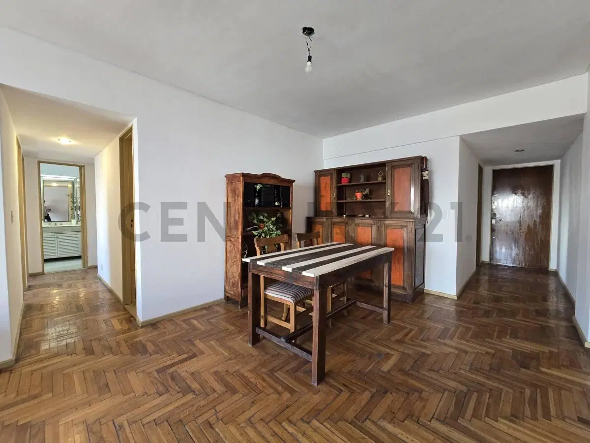 VENTA DEPARTAMENTO 4 AMBIENTES EN FLORESTA 3