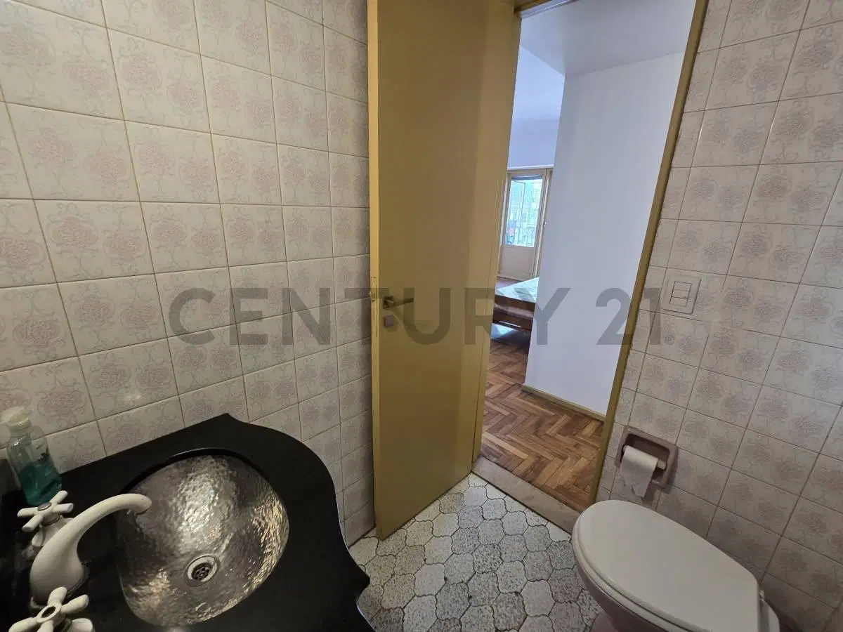 VENTA DEPARTAMENTO 4 AMBIENTES EN FLORESTA 5
