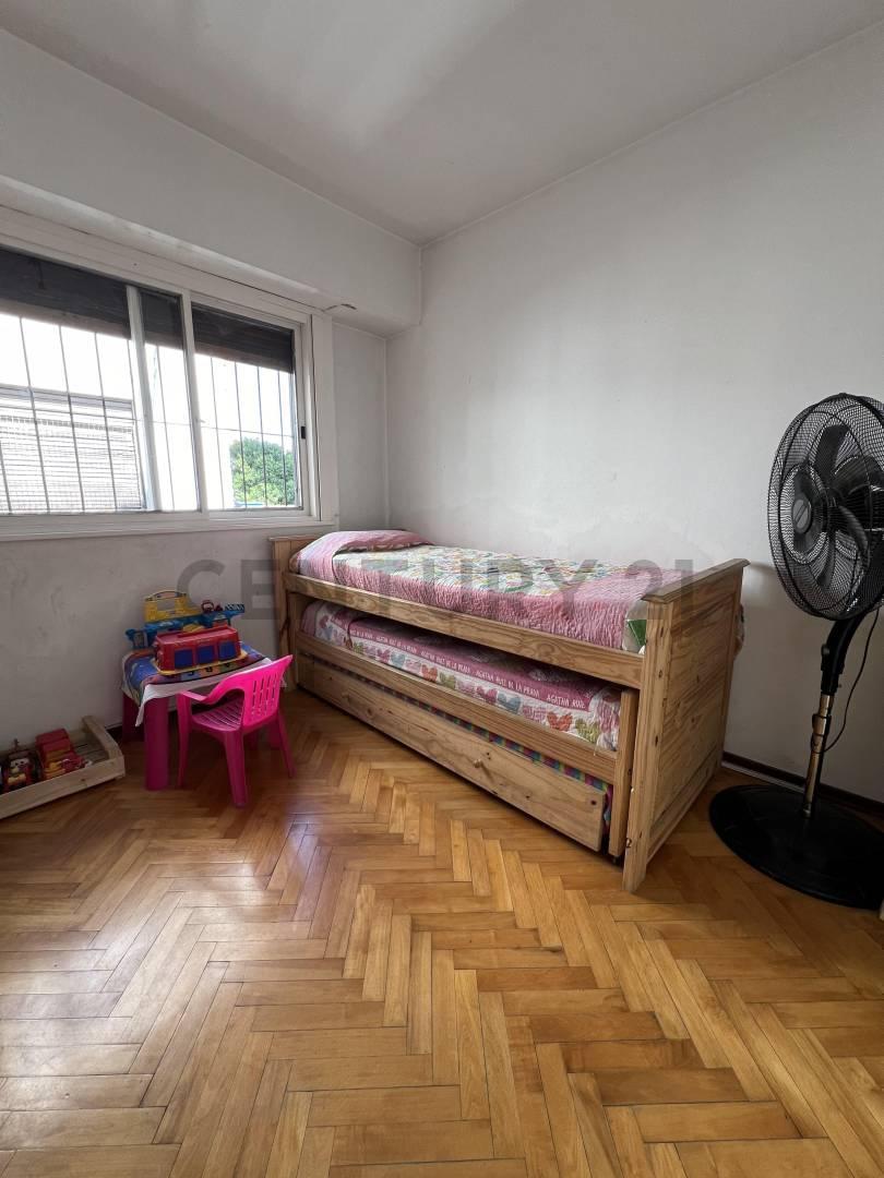 Foto de Venta de Departamento 4 AMBIENTES en Versalles, Capital Federal, imagen 3