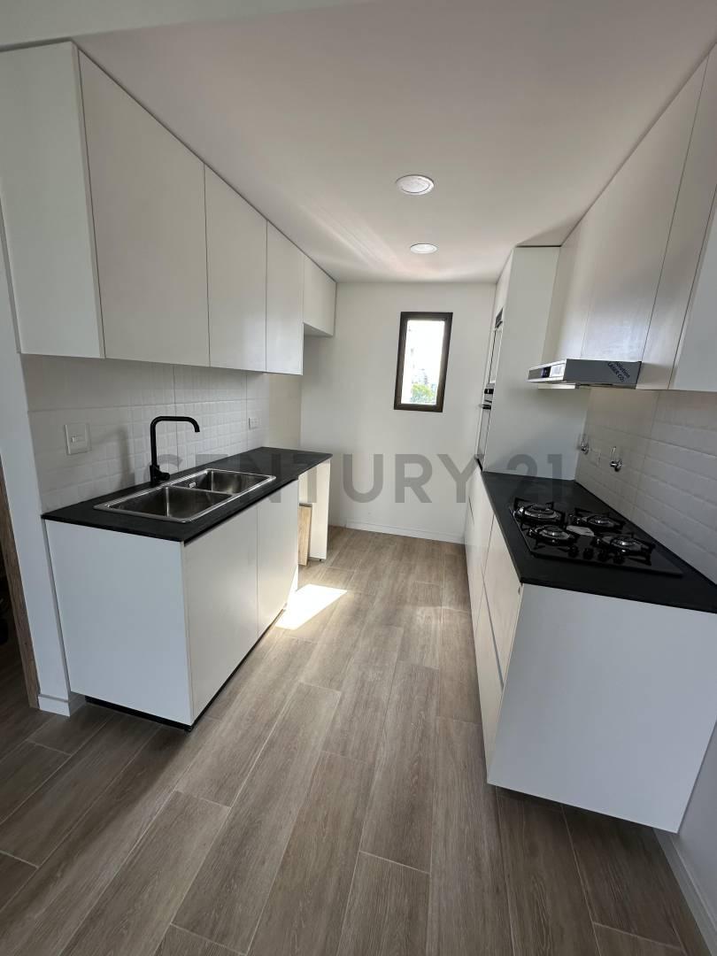 Foto de Alquiler departamento 2 ambientes en Villa Luro, imagen 1