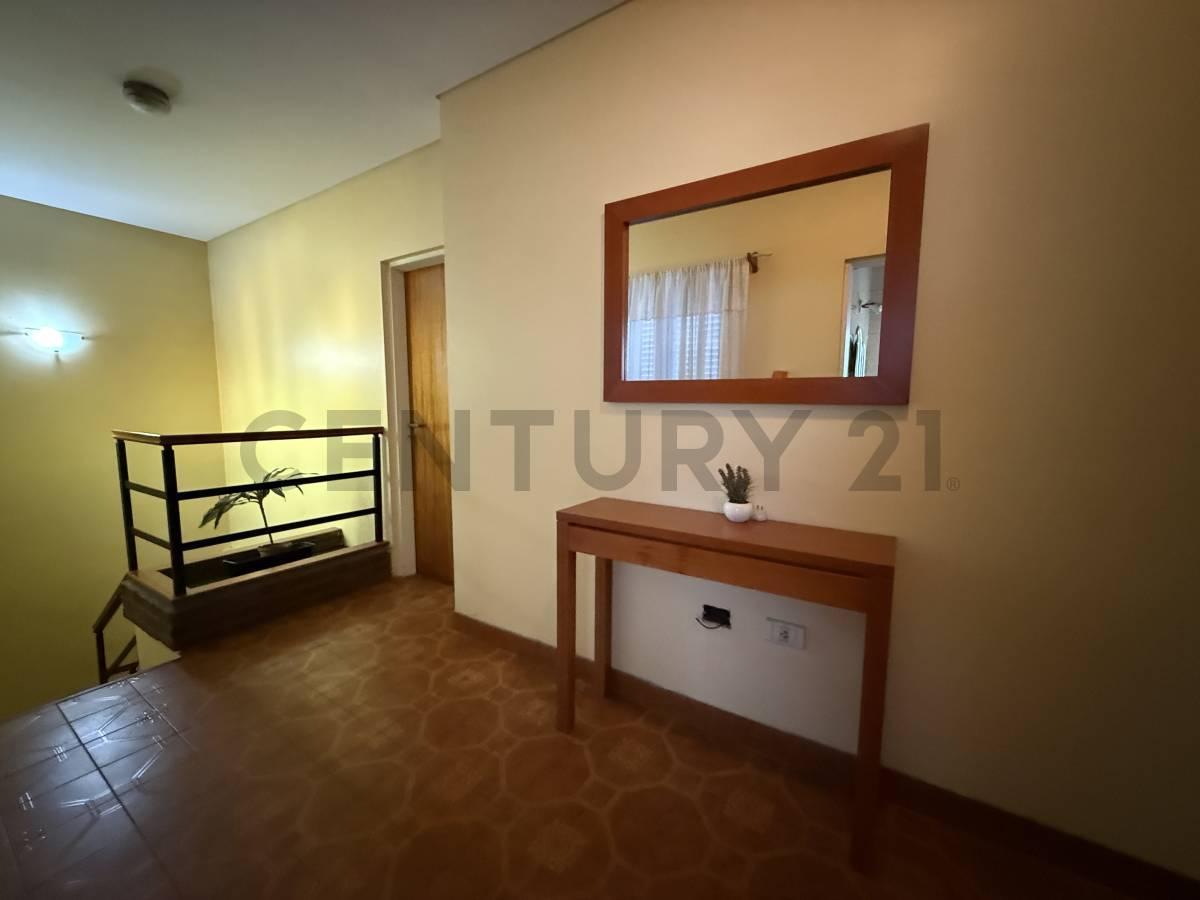 Foto de Venta Casa 5 Ambientes Martin Coronado APTO CREDITO, imagen 3