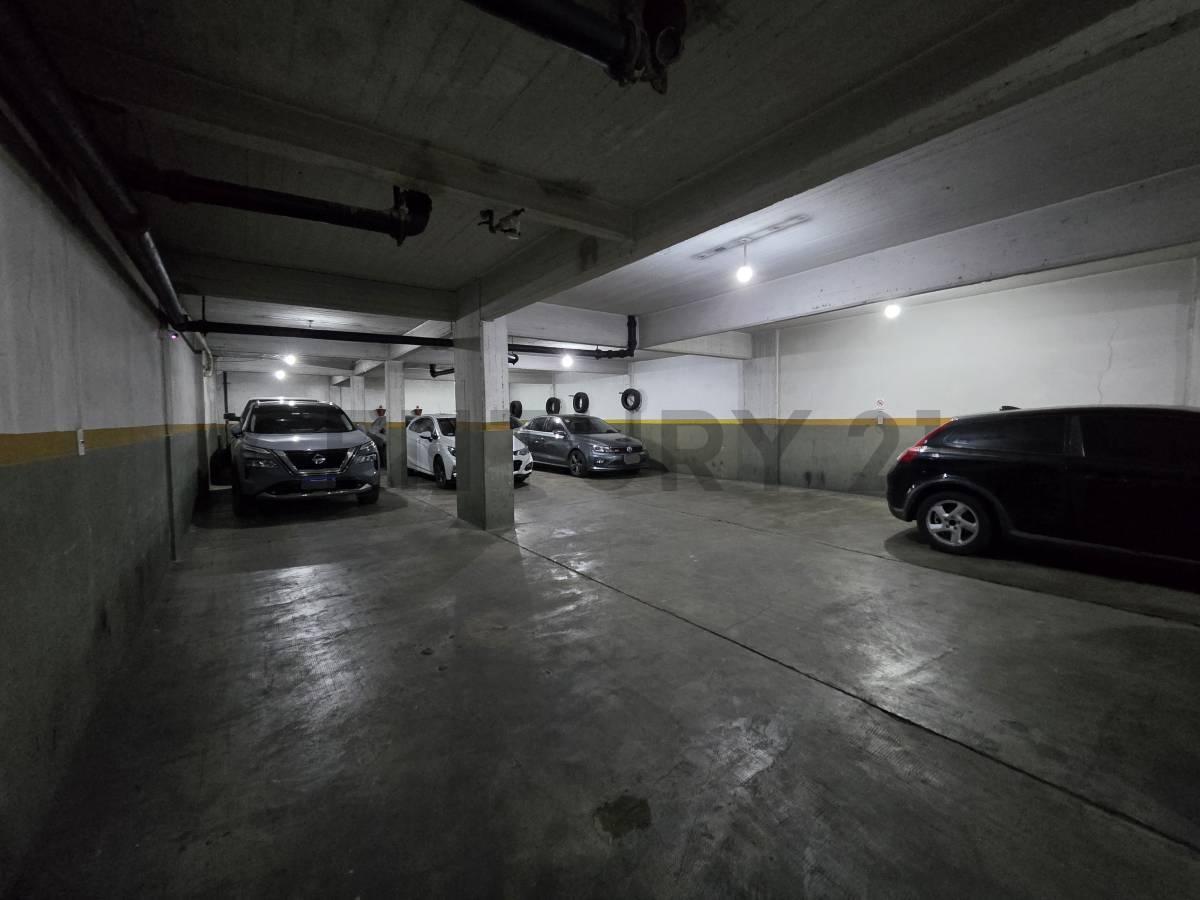Foto de VENTA DEPARTAMENTO 4 AMBIENTES EN FLORESTA, imagen 3