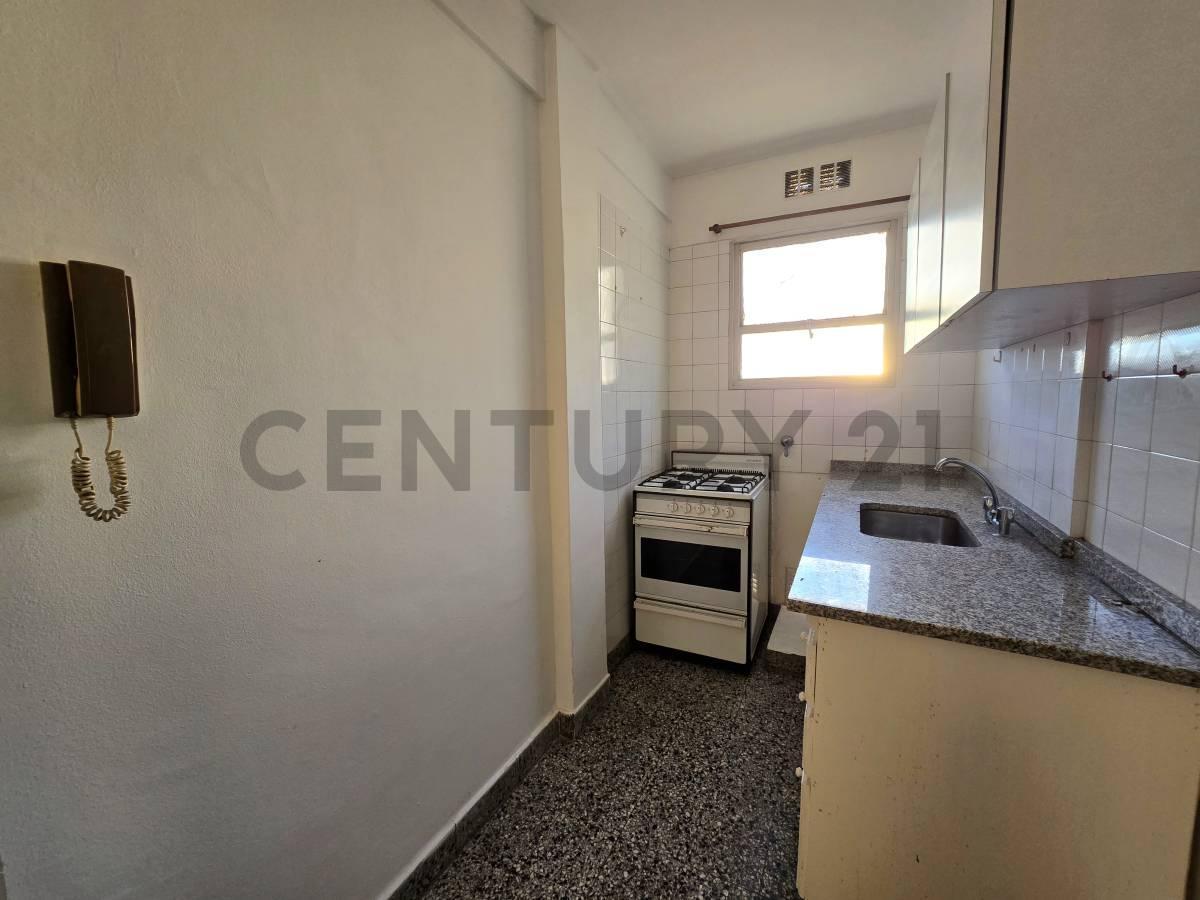 Foto de ALQUILER DEPARTAMENTO 2 AMBIENTES EN BALVANERA, imagen 2
