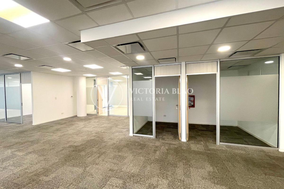 Oficina en Alquiler Madero Center 1