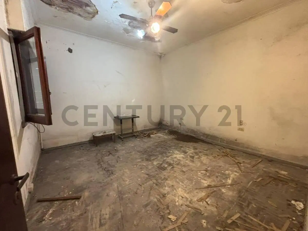 Casas en venta para Remodelación 8