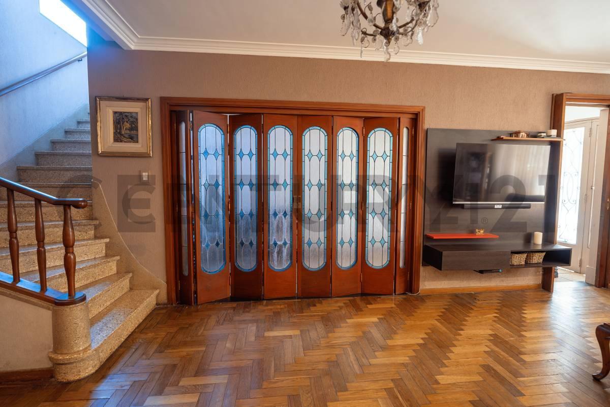 Foto de CASA EN VENTA – EXCELENTE PROPIEDAD DE ESTILO EN EL CENTRO DE LA PLATA, imagen 5