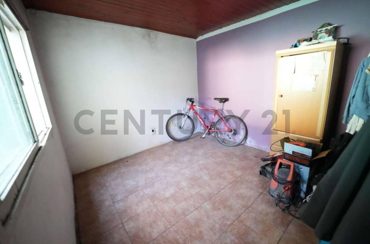 Foto de Casa en Arturo Segui con tres dormitorios, imagen 2