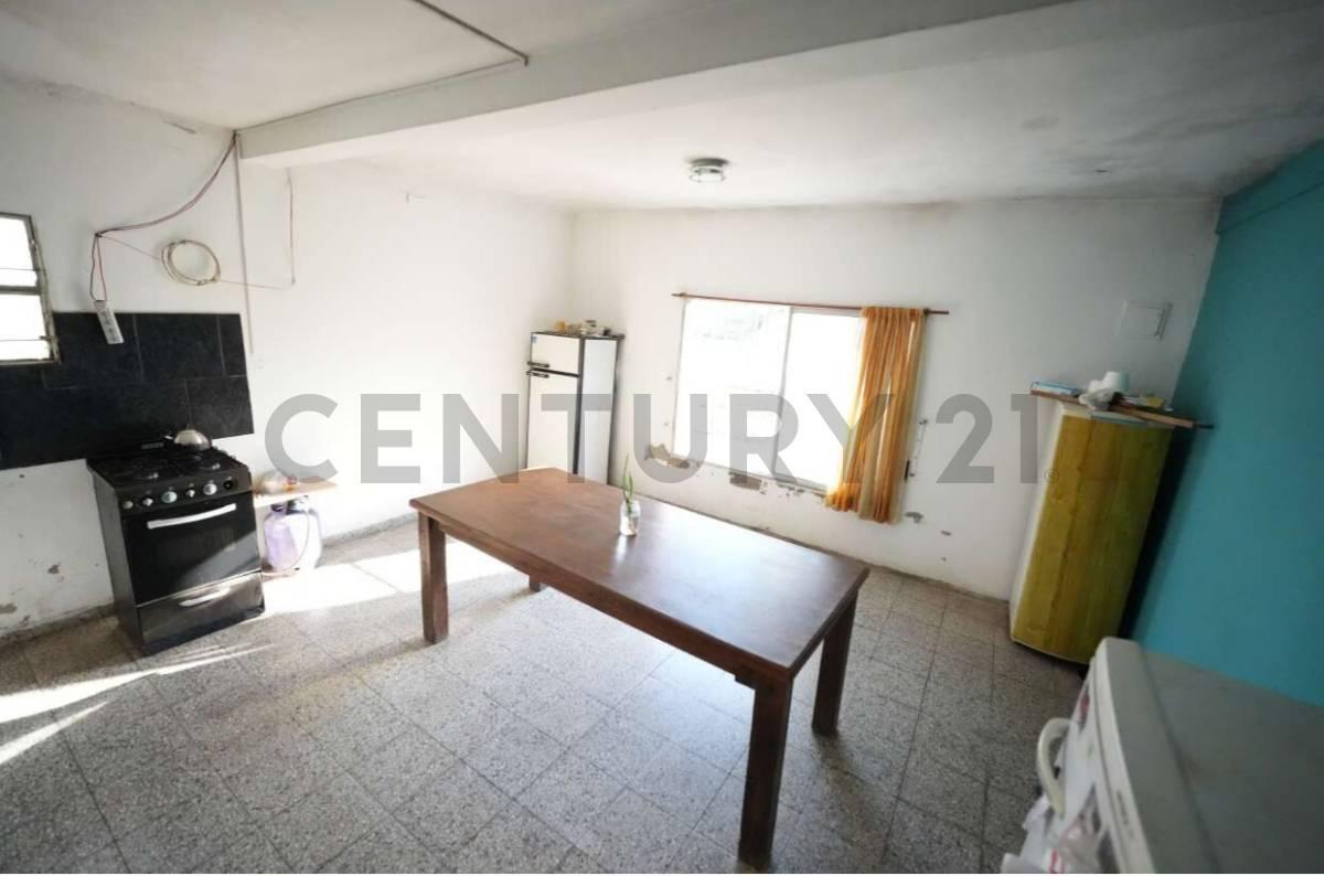 Foto de Casa en Arturo Segui con tres dormitorios, imagen 3