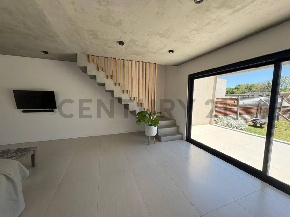 Foto de Casa en venta. Barrio Cerrado "El Ombu", imagen 5