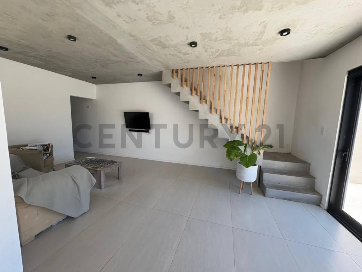 Foto de Casa en venta. Barrio Cerrado "El Ombu", imagen 3