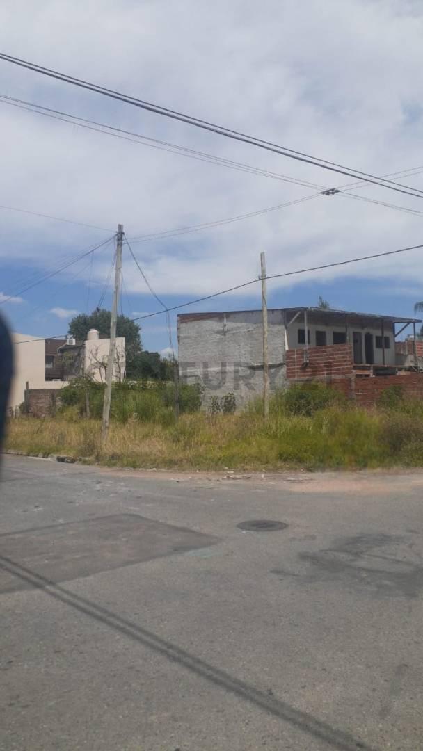 Foto de Lote en esquina en venta – Zona en crecimiento San Carlos La Plata |, imagen 4