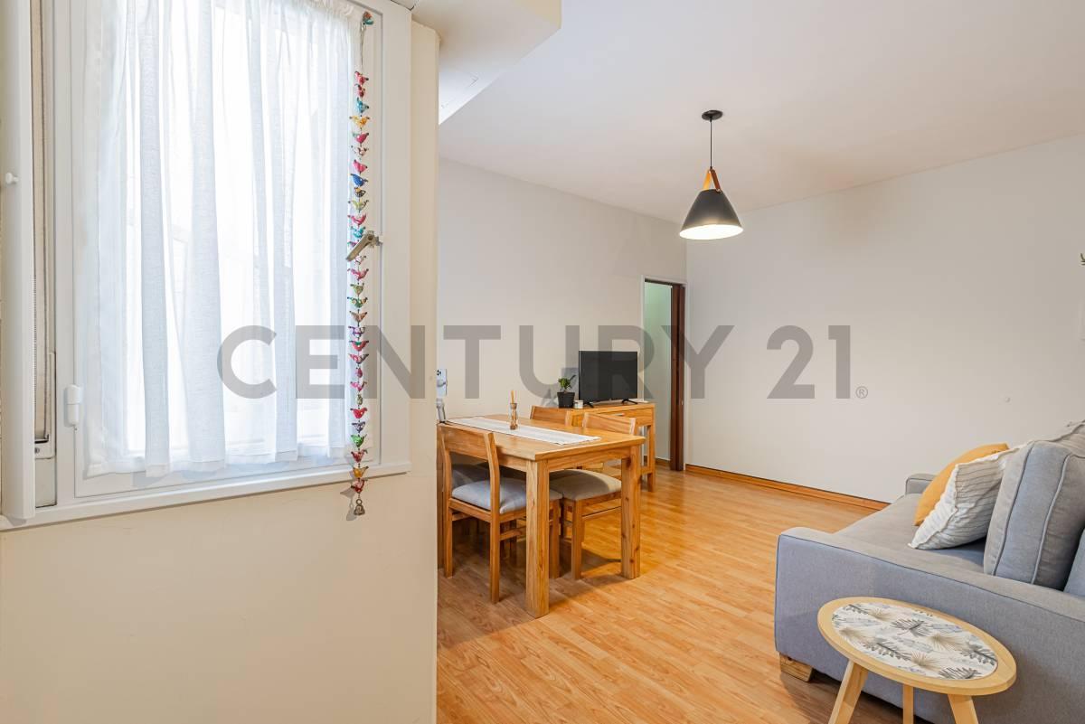 Foto de Departamento tipo PH reciclado, 2 dormitorios – Excelente ubicación, imagen 2