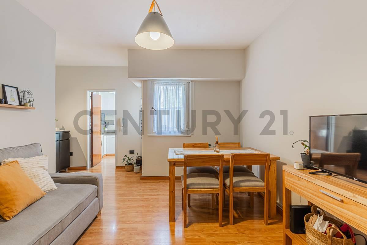 Foto de Departamento tipo PH reciclado, 2 dormitorios – Excelente ubicación, imagen 3