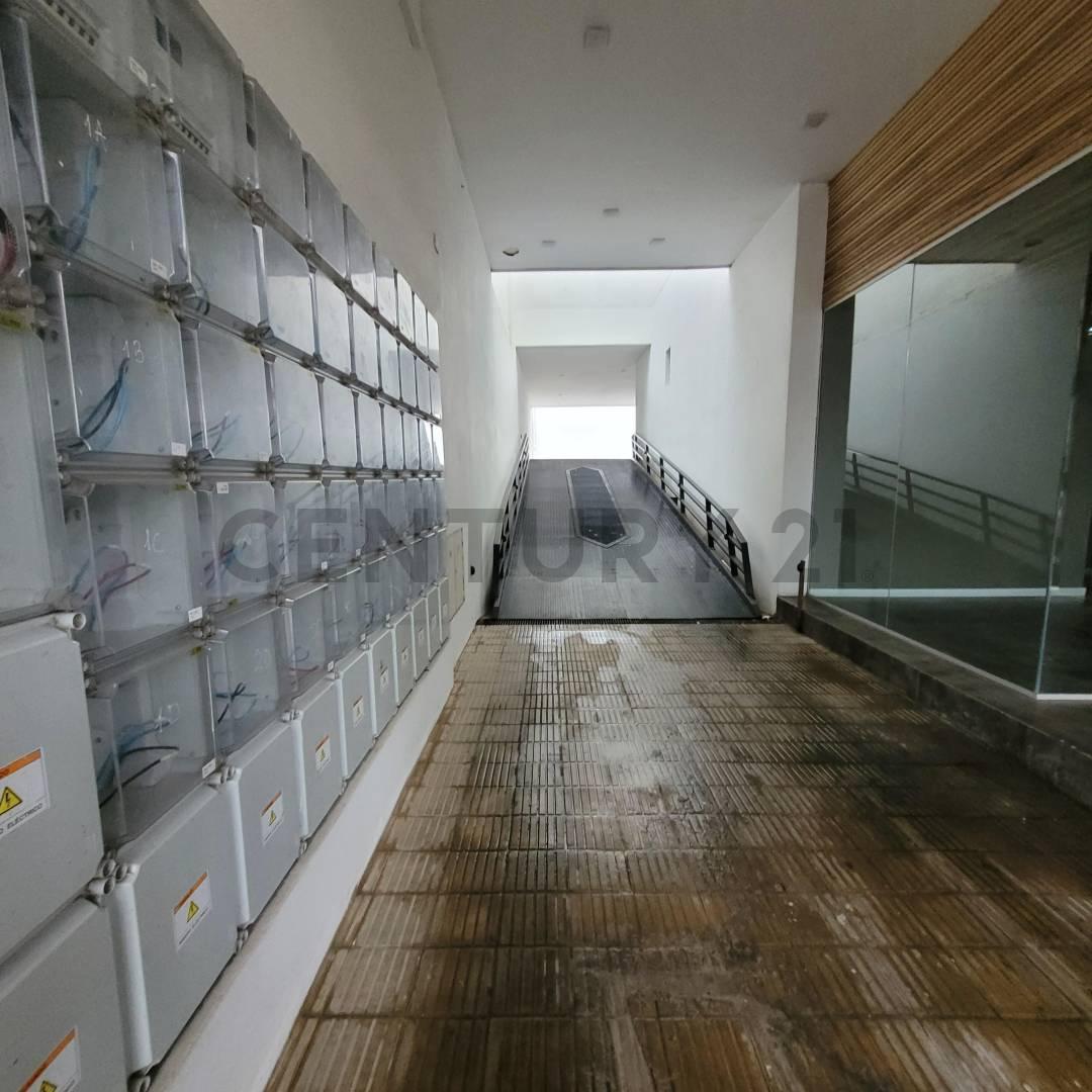 Foto de COHERAS EN VENTA SOBRE AV.60 ENTRE 10 Y 11 - LA PLATA, imagen 4