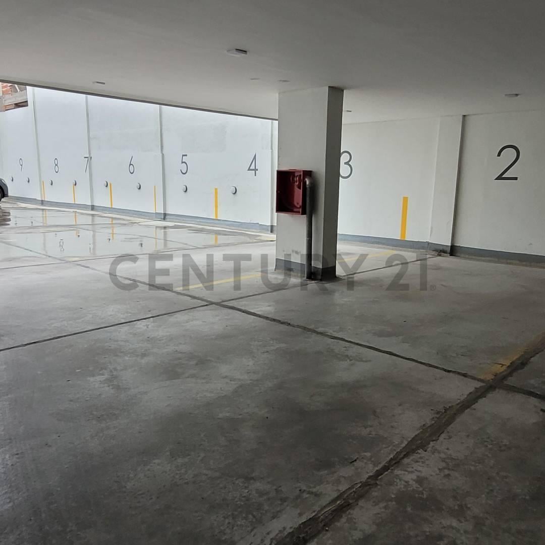Foto de COHERAS EN VENTA SOBRE AV.60 ENTRE 10 Y 11 - LA PLATA, imagen 1