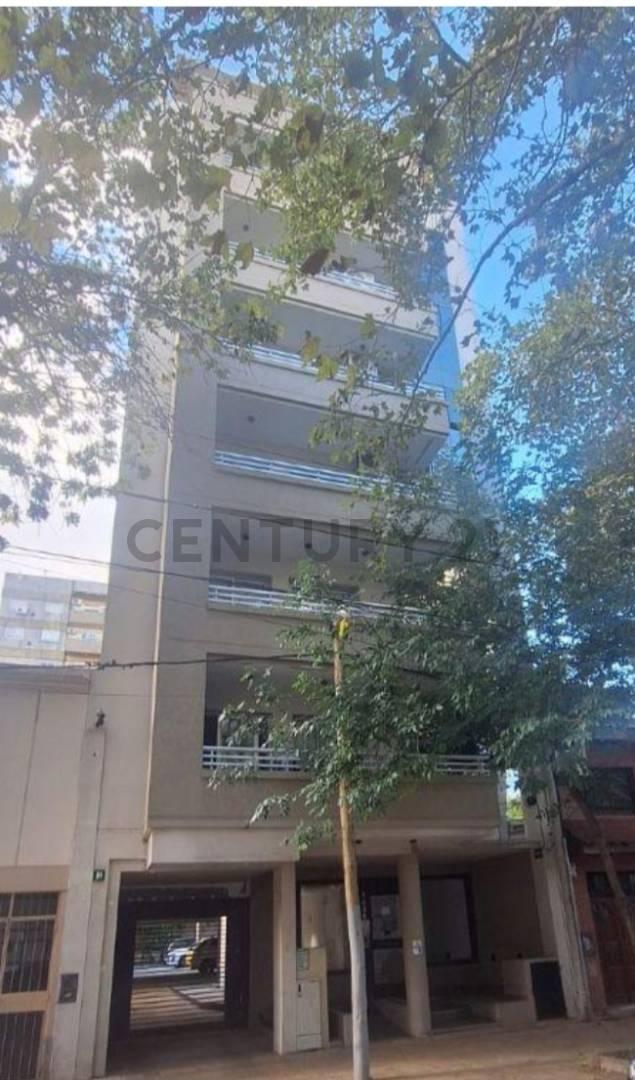 Foto de VENTA DEPARTAMENTO 1 DORMITORIO Y BALCON-CALLE 4 ENTRE 61 Y 62, imagen 1
