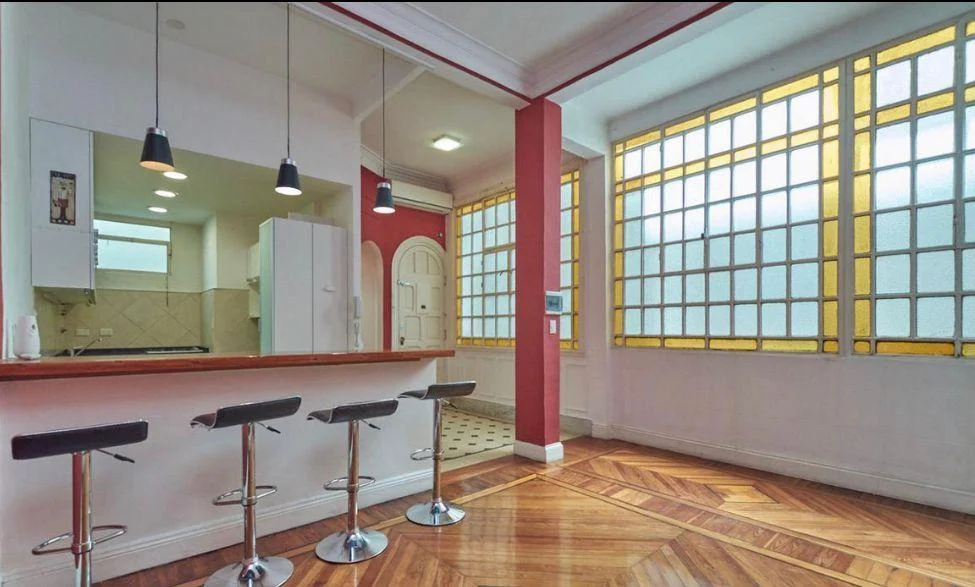 Departamento en Barrio Norte , 3 Ambientes con opcion a 4 reciclado a nuevo en edificio de Época