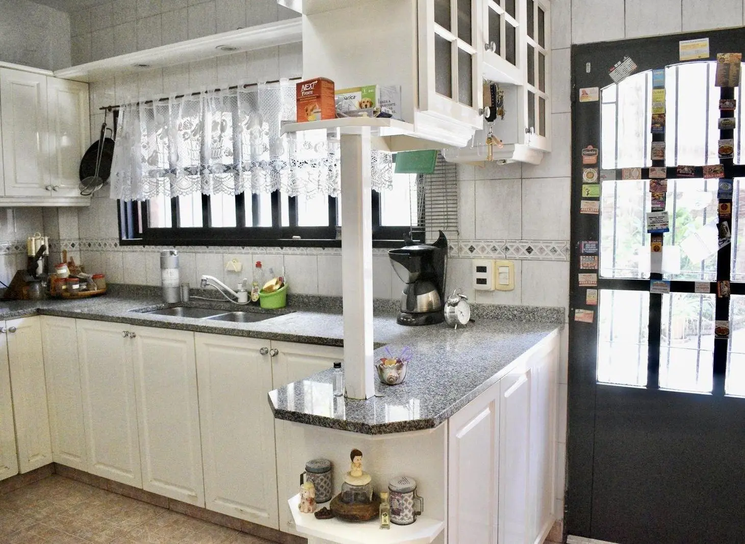 Excelente Casa 5 ambientes en Parque Chas 5