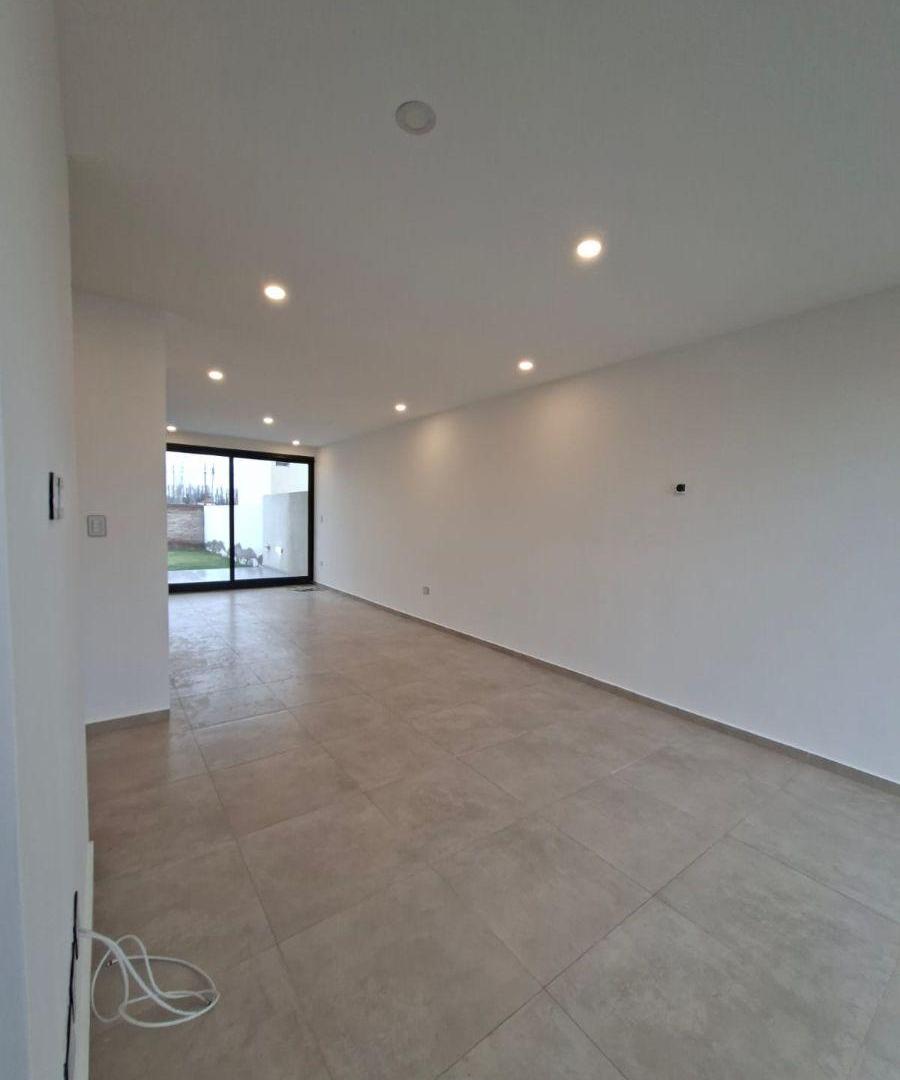 Foto de ALQUILO DUPLEX 3 DORM. ALTOS ALBERDI 2 PLOTTIER., imagen 5