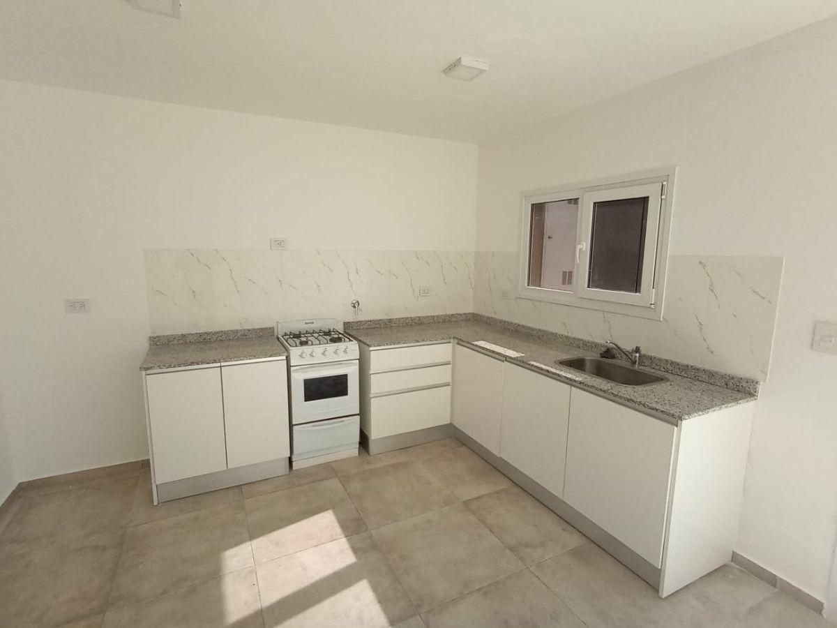 Foto de ALQUILO DUPLEX 2 DORM. ALTOS ALBERDI 4 PLOTTIER, imagen 2