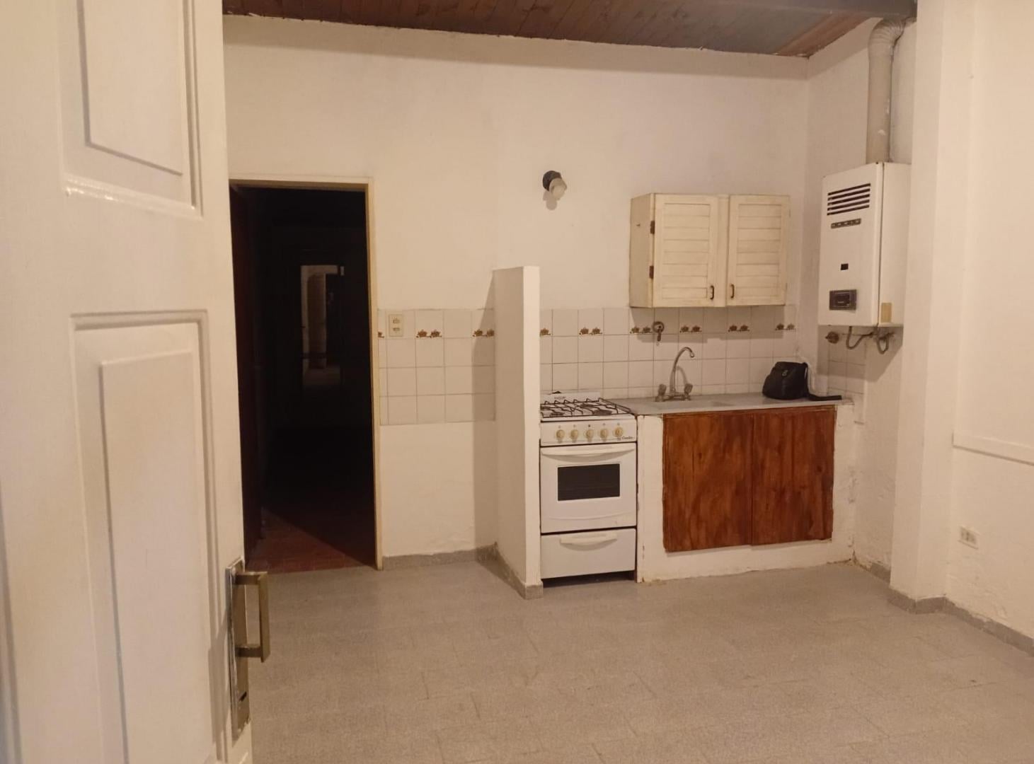 Foto de DEPARTAMENTO DOS AMBIENTES COCINA COMEDOR BAÑO COMPLETO BALCÓN, imagen 1