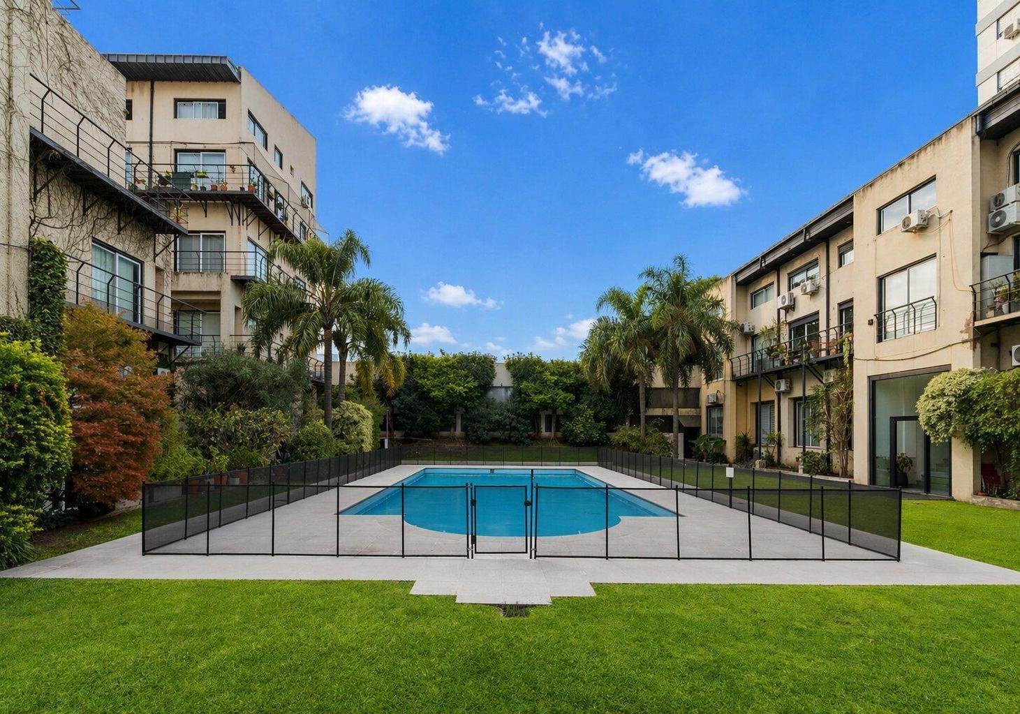 Triplex 4 ambientes con amenities en Nuñez