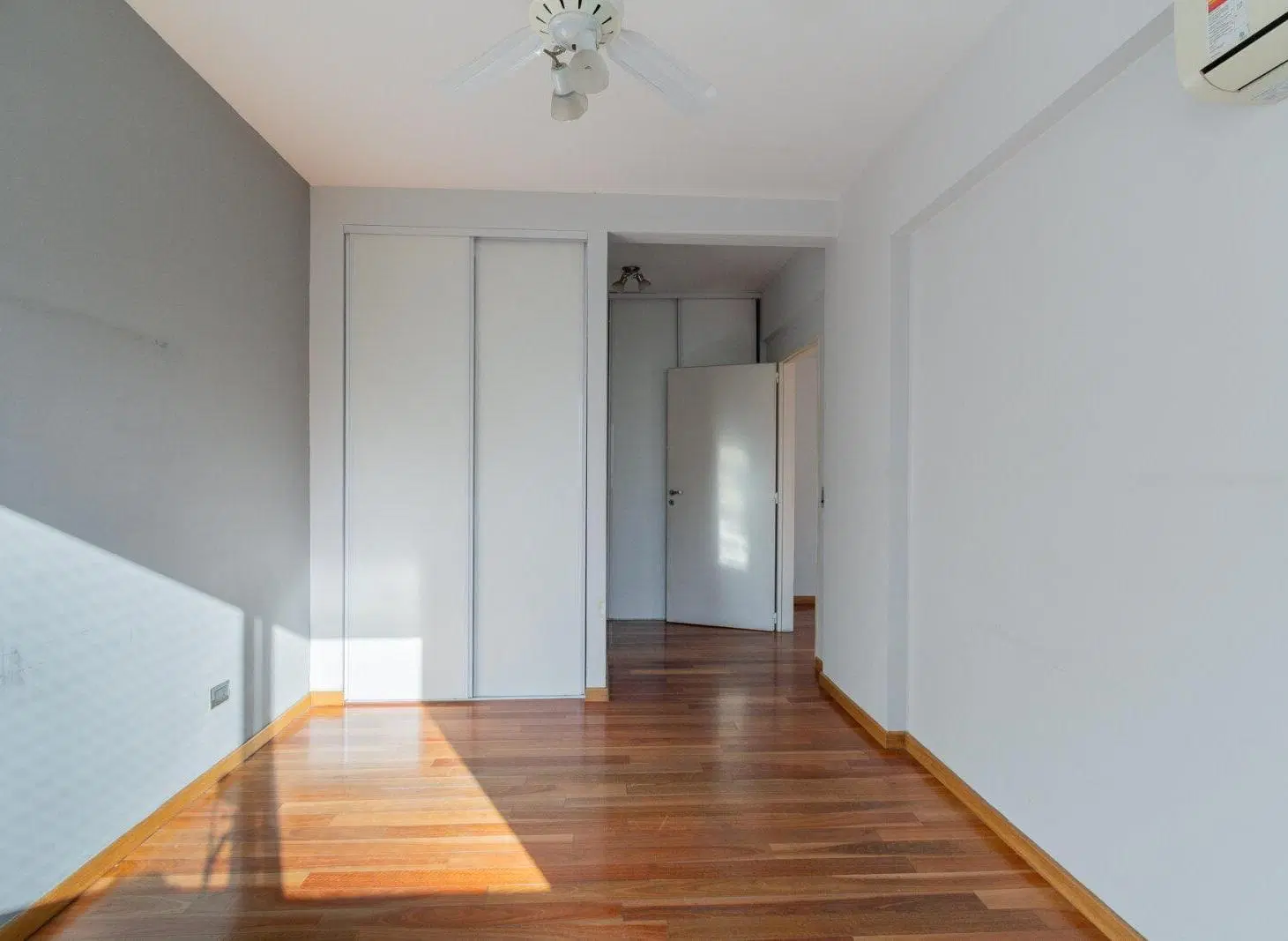 Venta departamento 4 ambientes en Flores con balcón terraza y parrilla 8