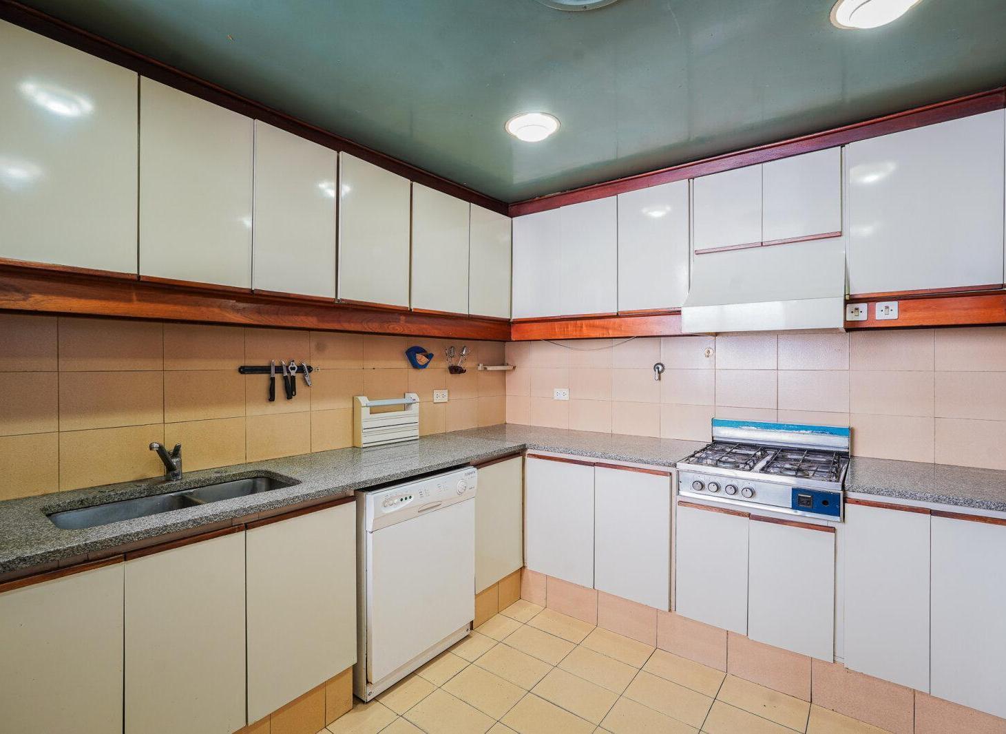 Foto de ALQUILER departamento 5 ambientes amoblado en Recoleta, imagen 3