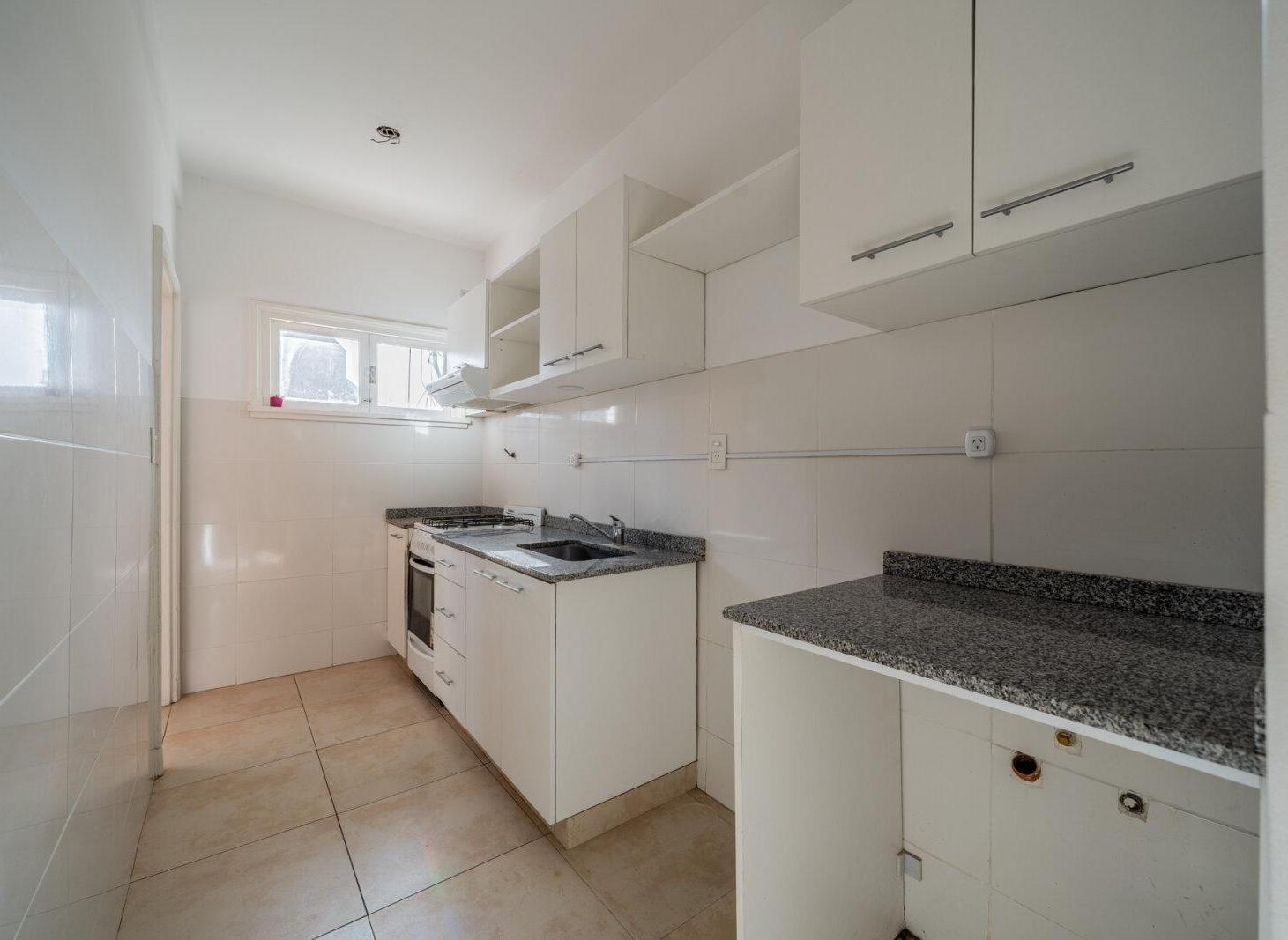 Foto de VENTA 3 ambientes en piso alto en Cañitas, imagen 2