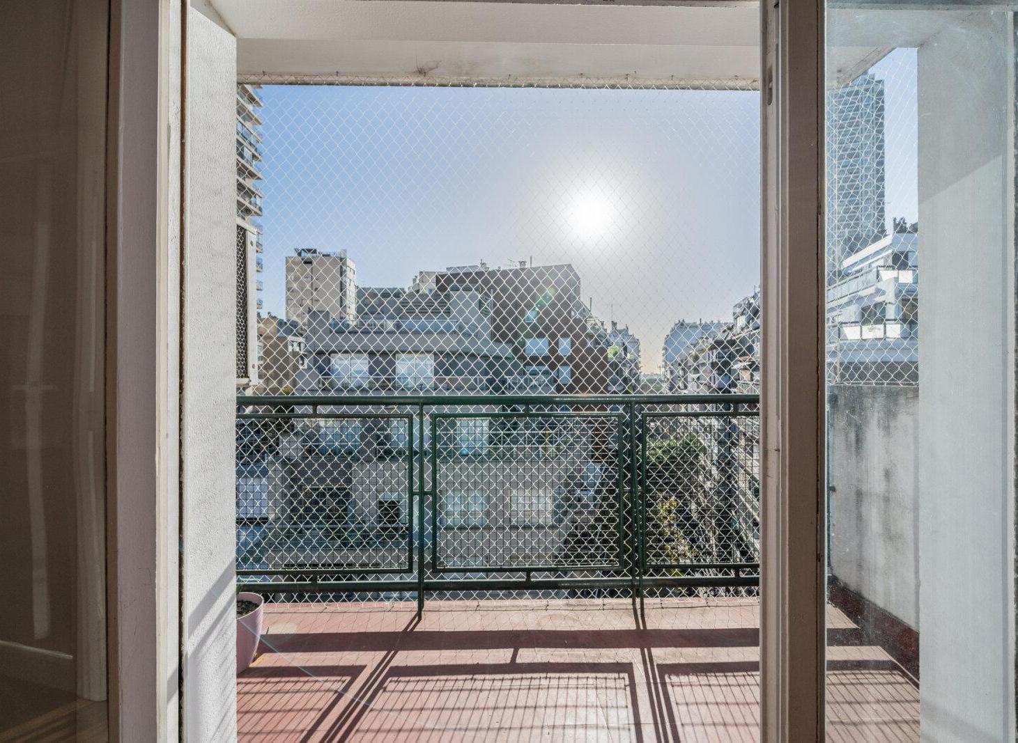 Foto de VENTA 3 ambientes en piso alto en Cañitas, imagen 3