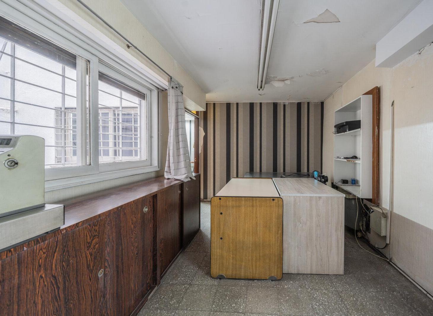 Foto de Venta local comercial con renta en Villa Ortuzar, imagen 5