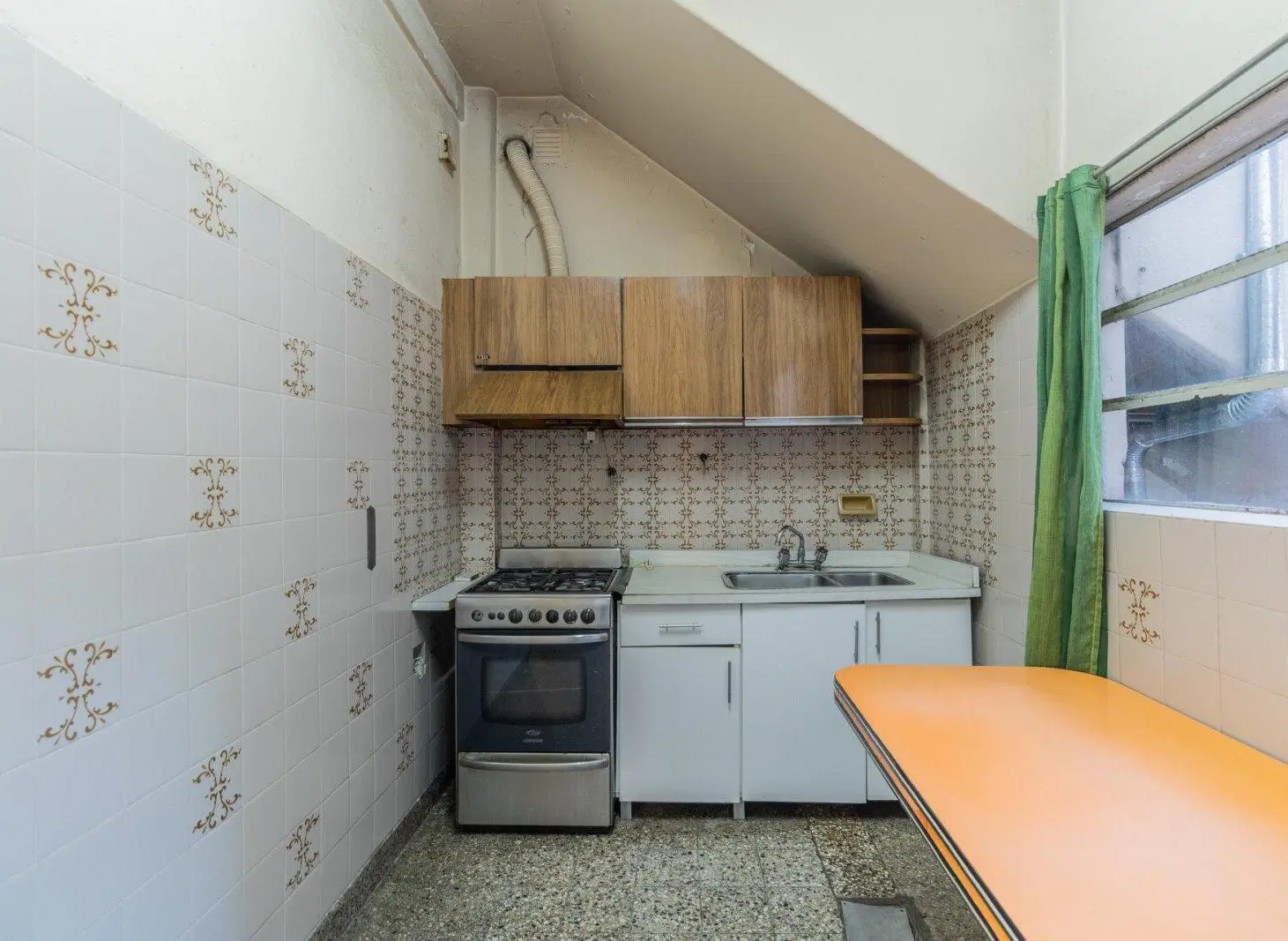 Venta - Departamento - Patio - 3 amb - Floresta 2