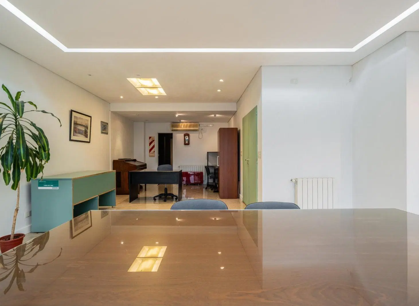 Edificio comercial - 4 Plantas - Subsuelo - Cocheras - Terraza 4