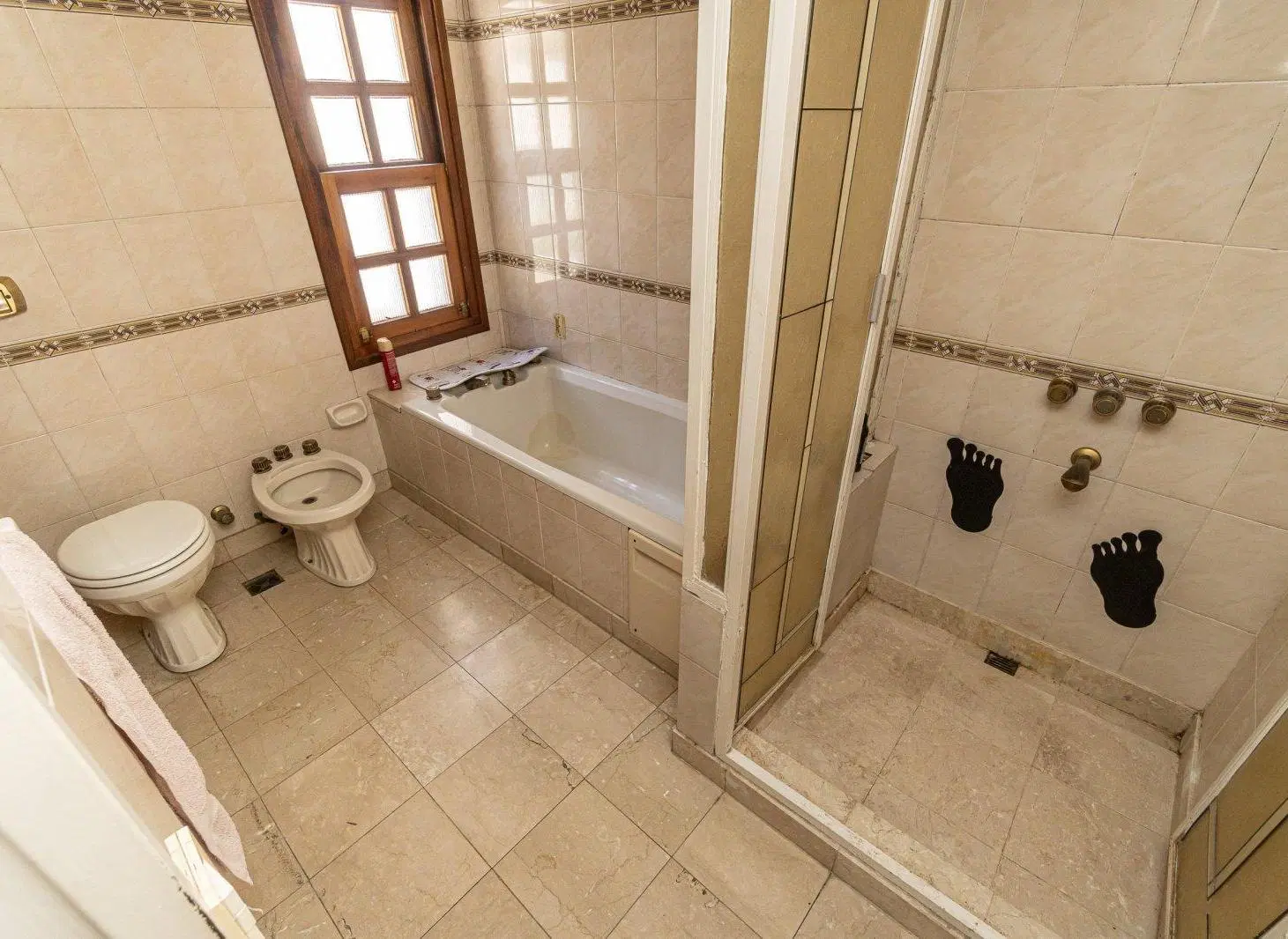 Casa - A m Parque Centenario - Jardín - Cochera 8
