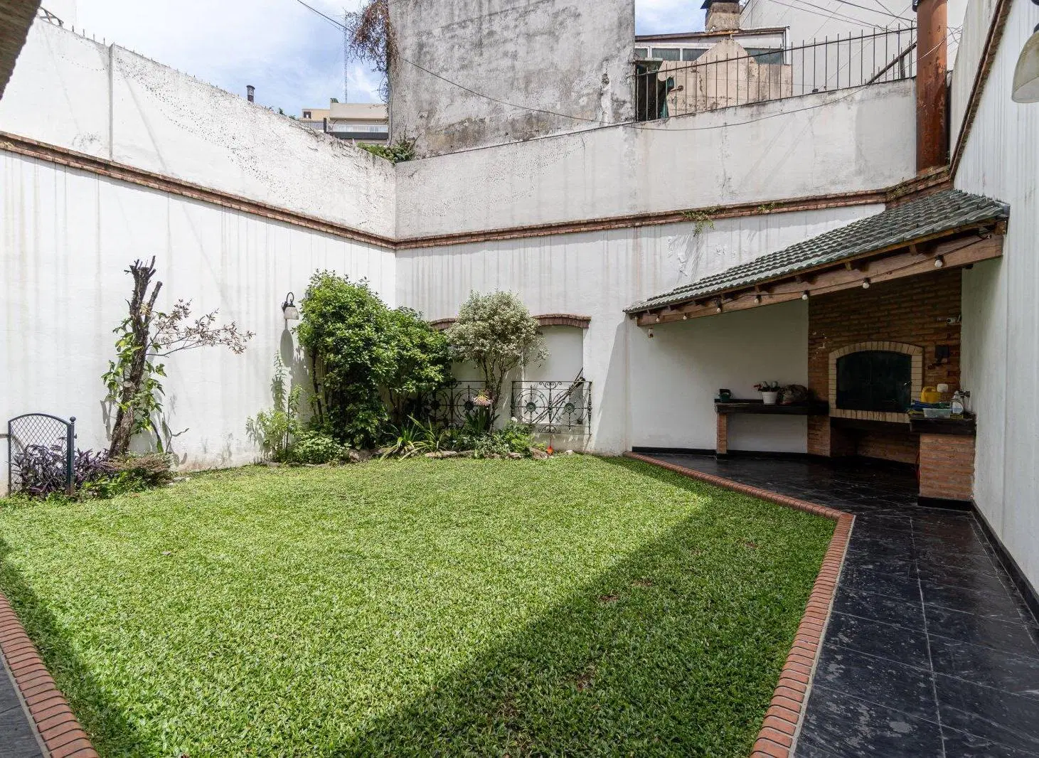 Casa - A m Parque Centenario - Jardín - Cochera 3