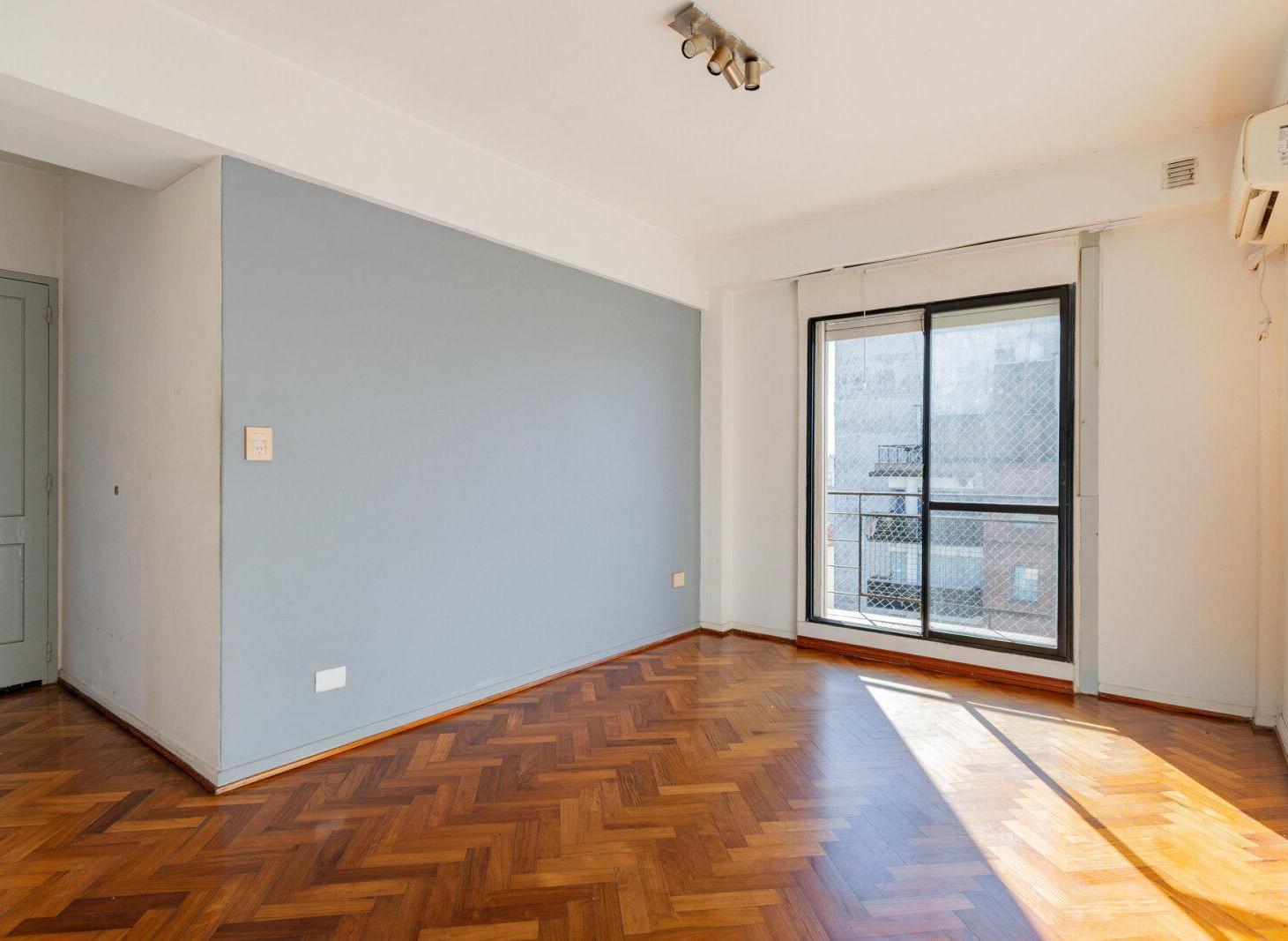 Foto de Piso alto - Depto - Reciclado - Balcón - San Telmo, imagen 2