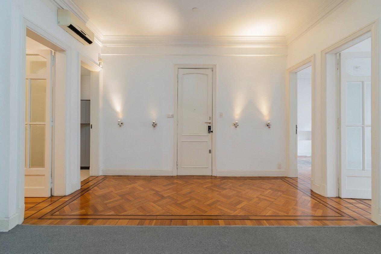 Foto de Piso Francés - Apto profesional/residencial - Recoleta, imagen 2