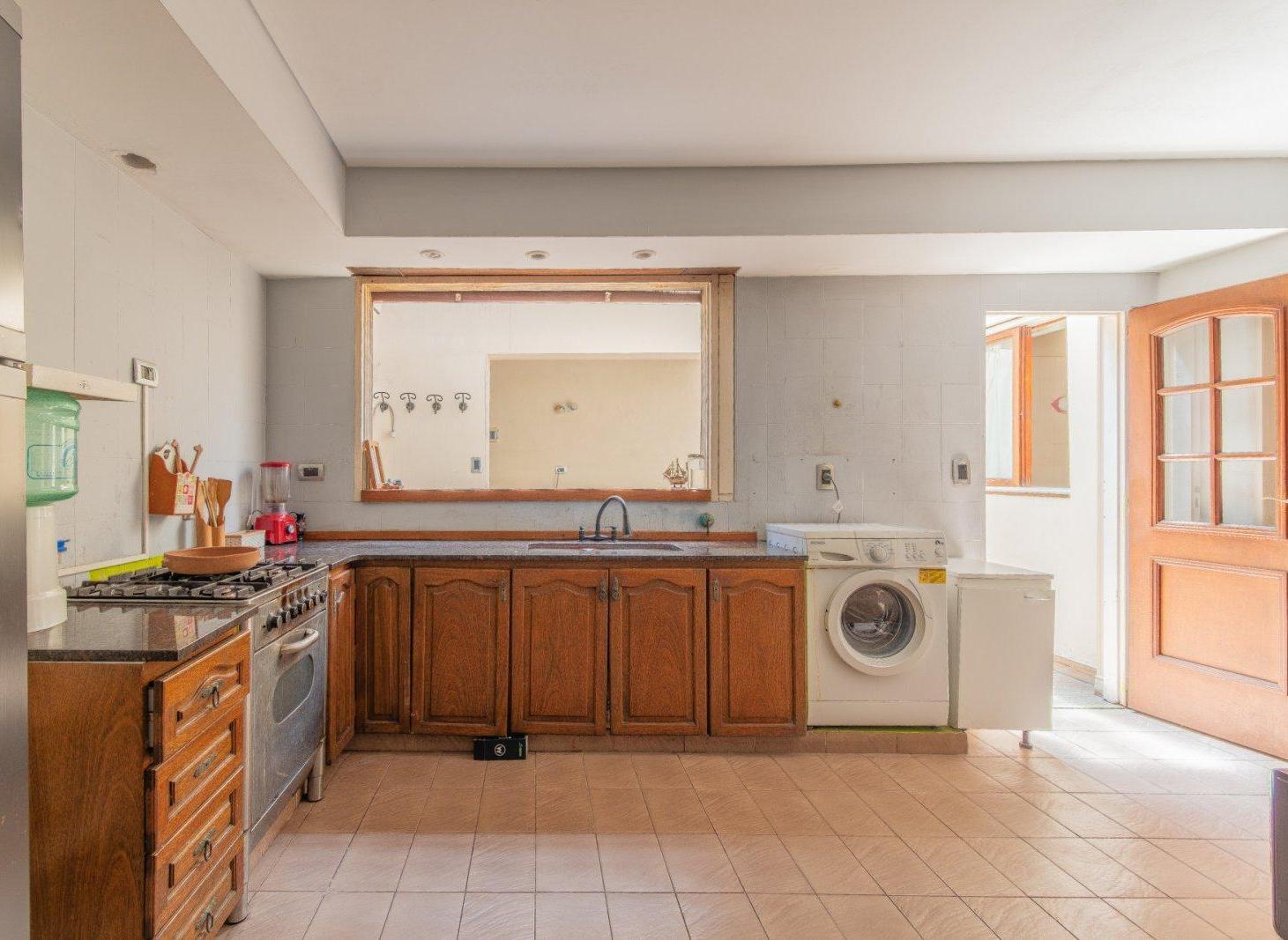 Foto de Venta - PH - Terraza - Patio - 5 amb - Boedo, imagen 2