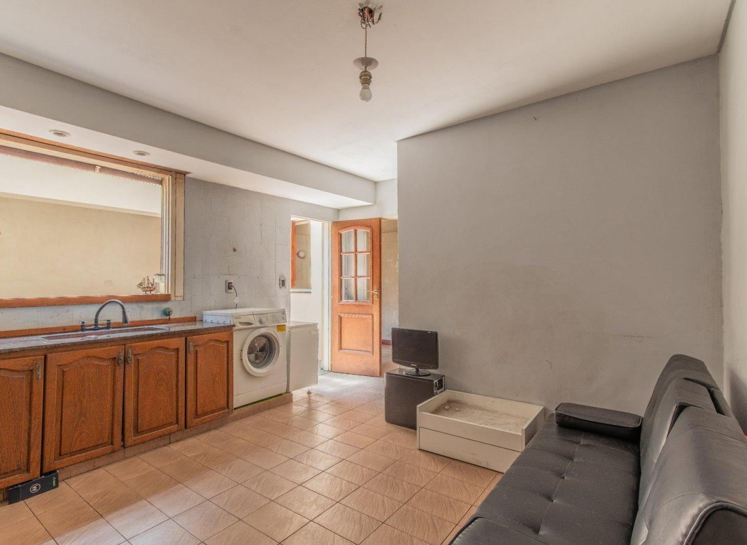Foto de Venta - PH - Terraza - Patio - 5 amb - Boedo, imagen 3