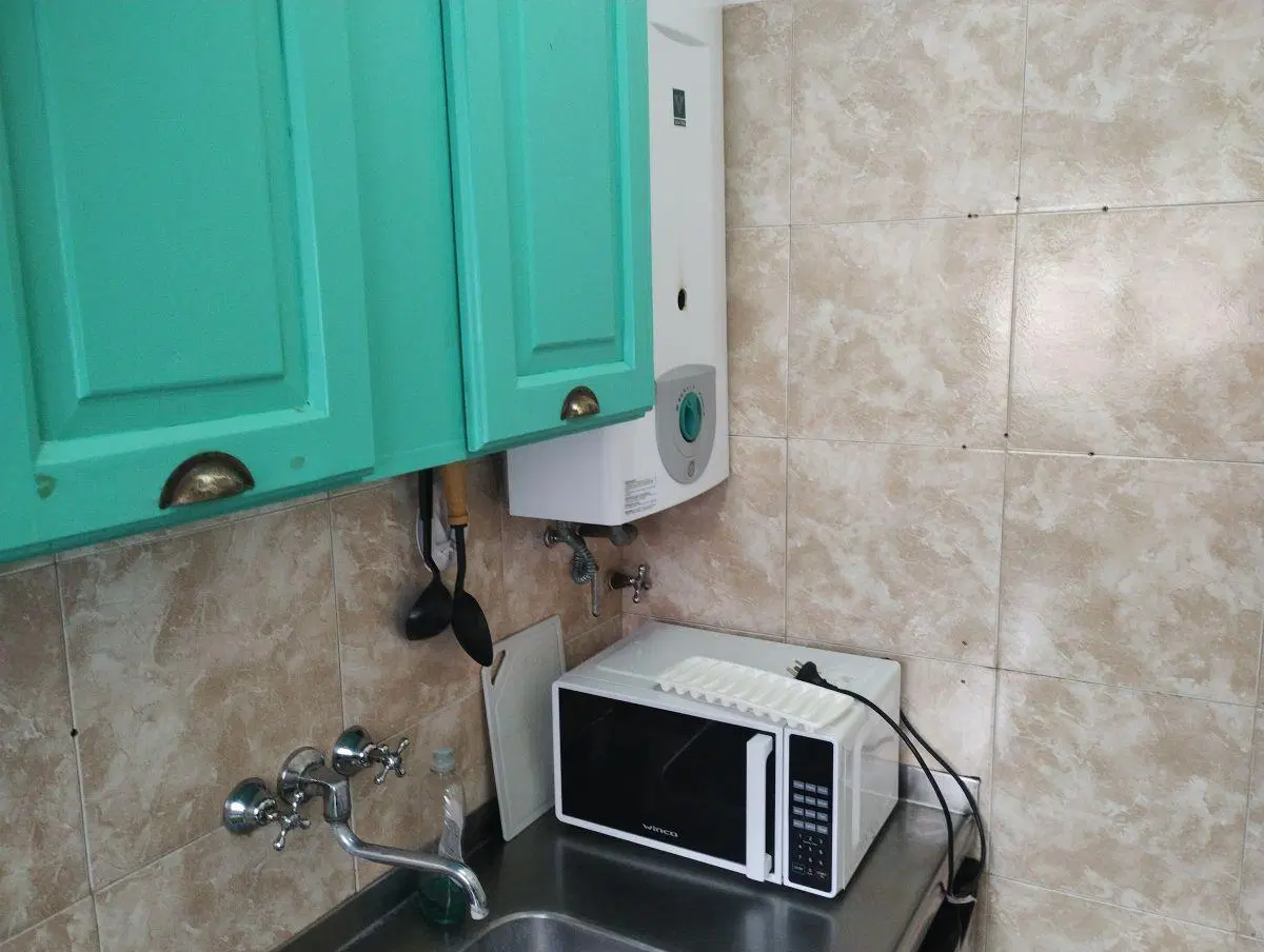 Departamento de 1 ambiente amoblado zona Güemes 4
