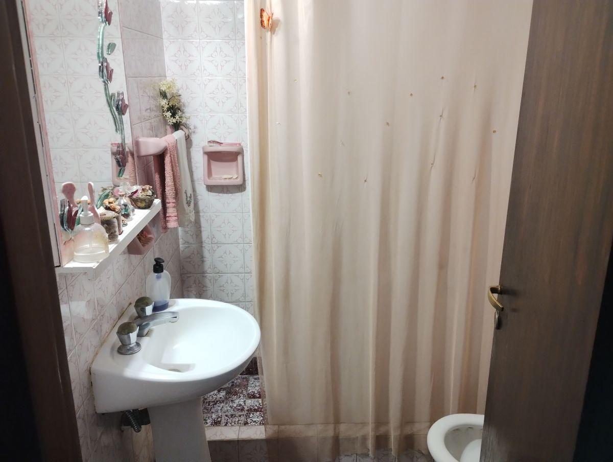 Foto de San Carlos Chalet en 2 plantas con parque y pileta !!, imagen 2
