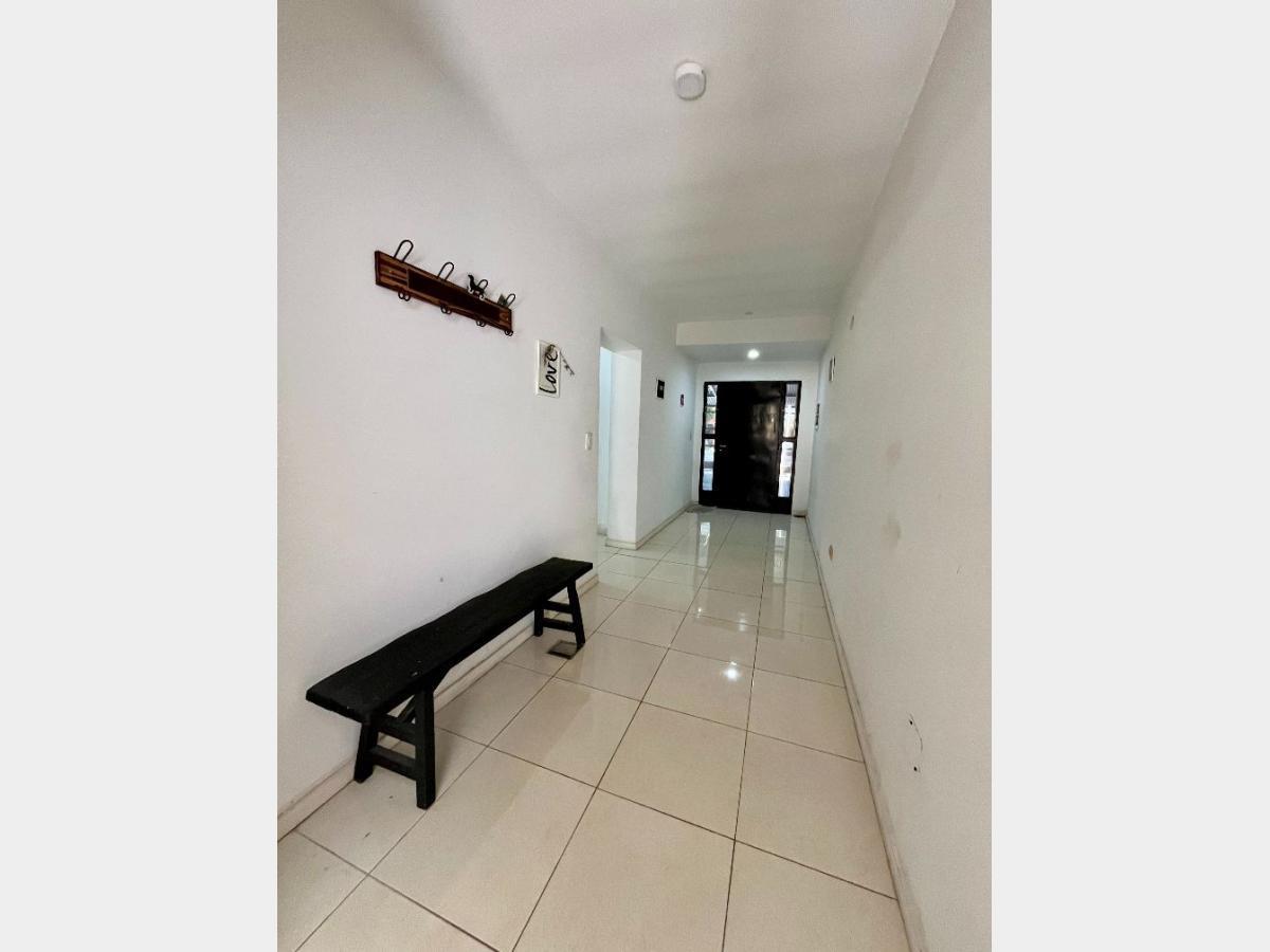 PH de 4 Amb, Apto Crédito, con Fondo, en Venta. Haedo 3
