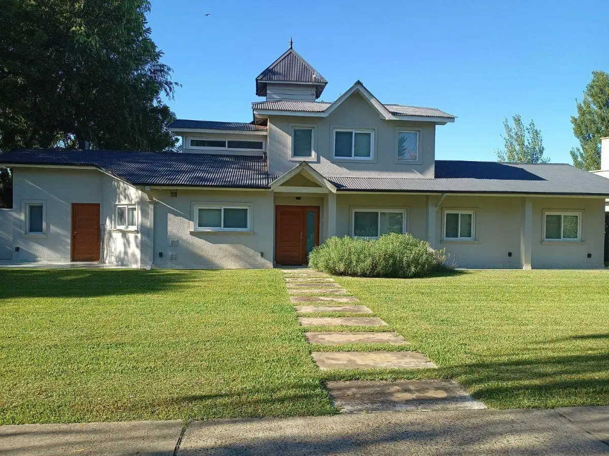 Casa de 4 amb con parque y vista al río, en venta, Isla Santa Monica 2